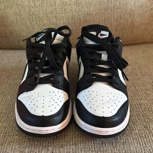 Nike Classic Black and White Athletic Shoes